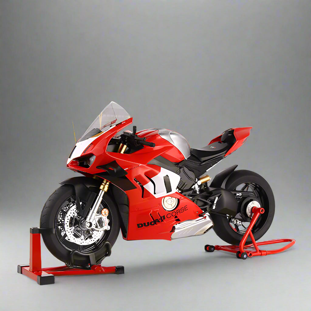 Alloy 1/6 Ducati Corse Panigale V4R Model