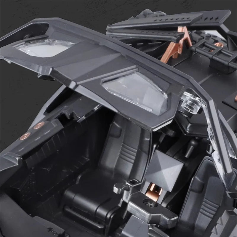 1/18 Classic Batman Movies Car 2008 Batmobile Alloy Diecast Metal Toy Race Car Model Sound Light Kids Gifts