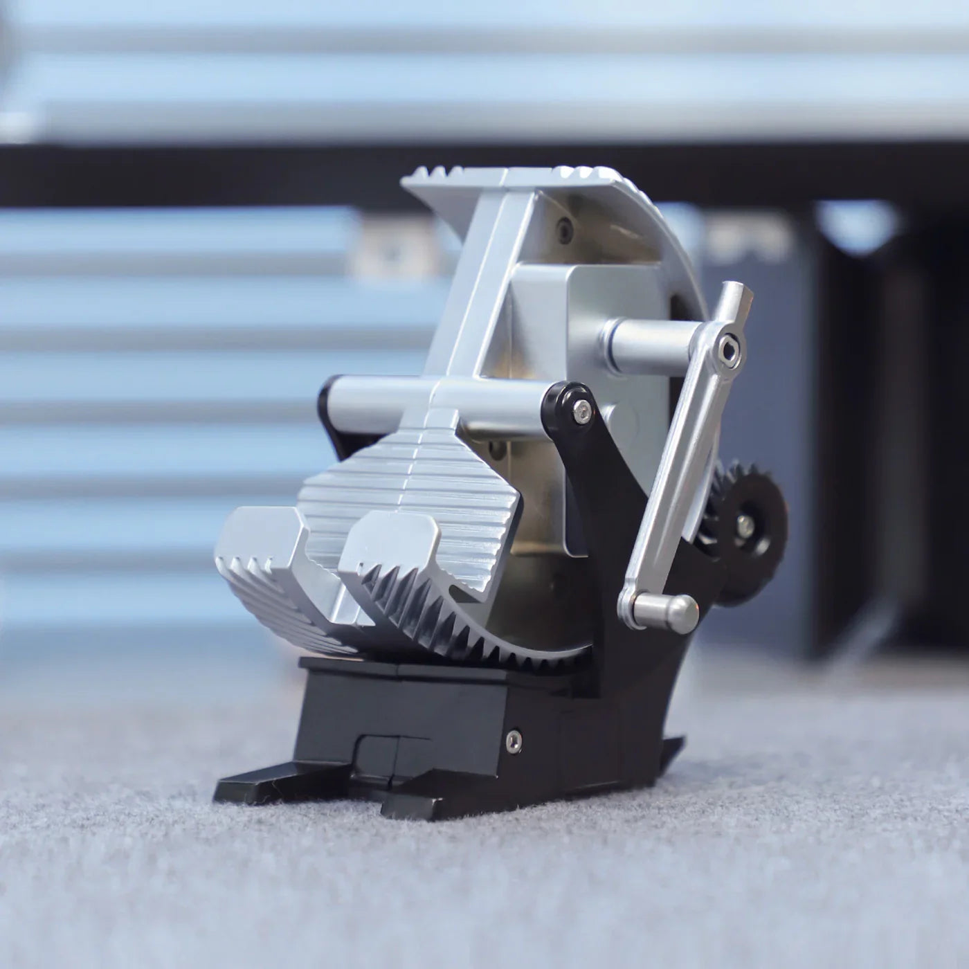 Alloy mechanical multifunctional rechargeable mobile phone holder