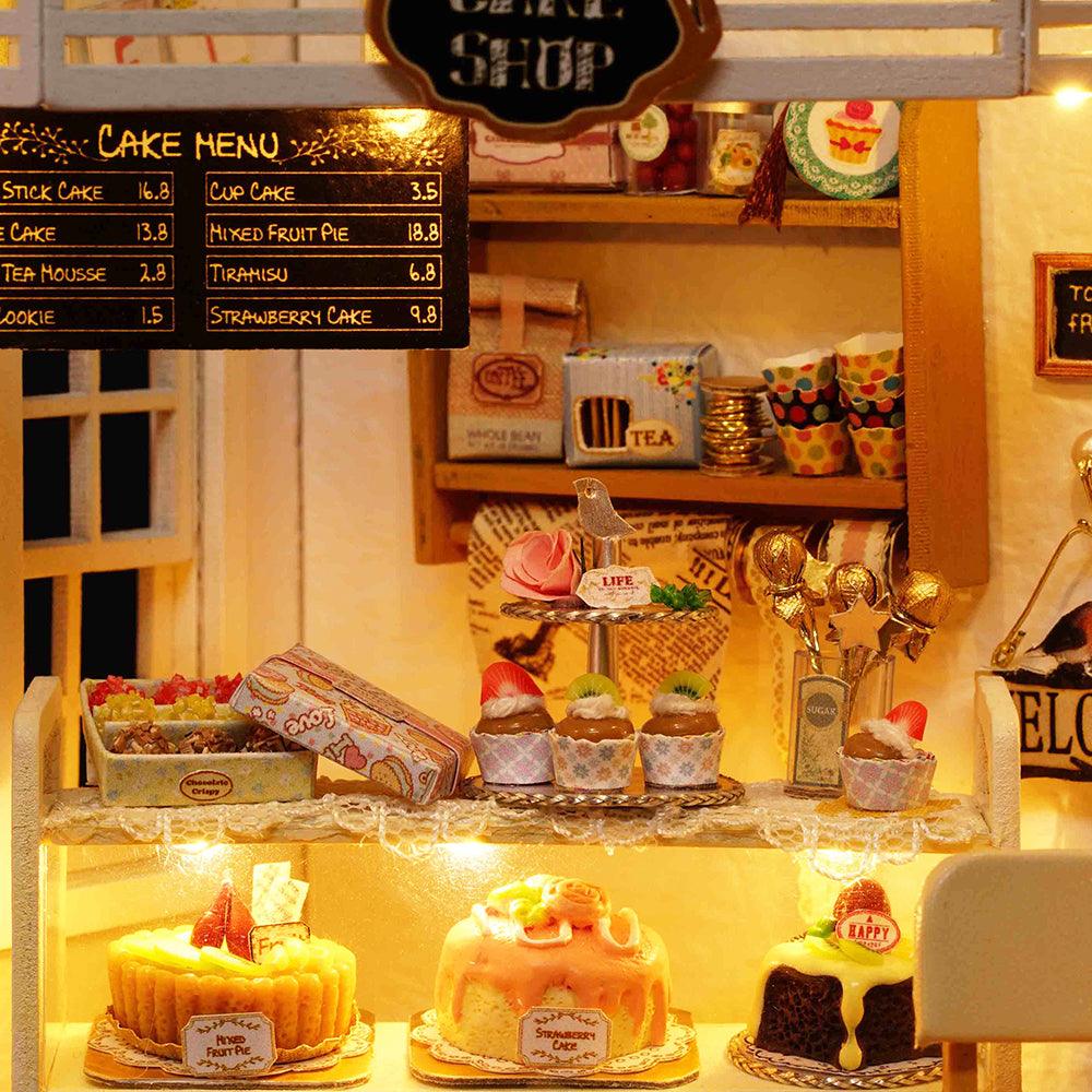 DIY Dollhouse Kit (Cake Diary)