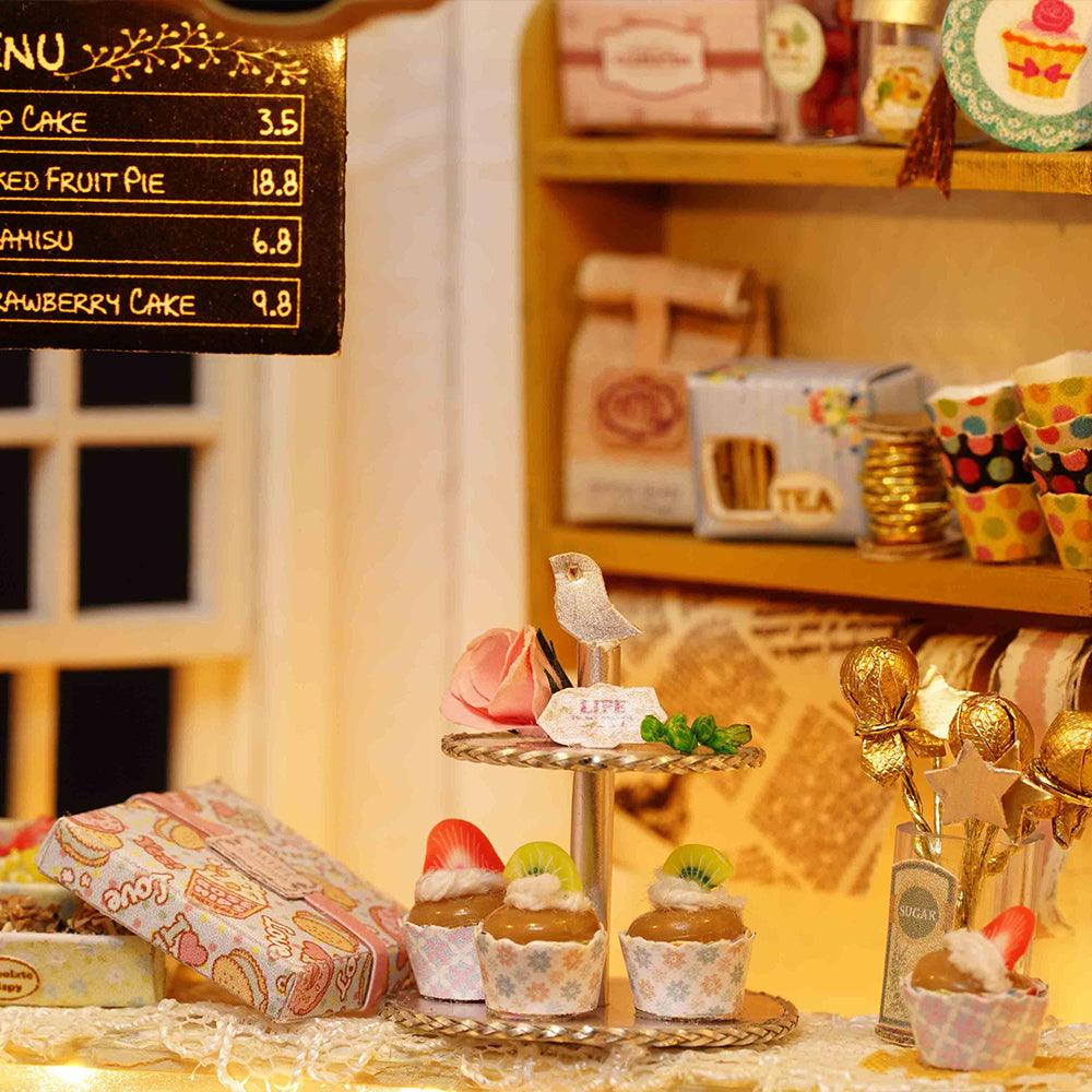 DIY Dollhouse Kit (Cake Diary)