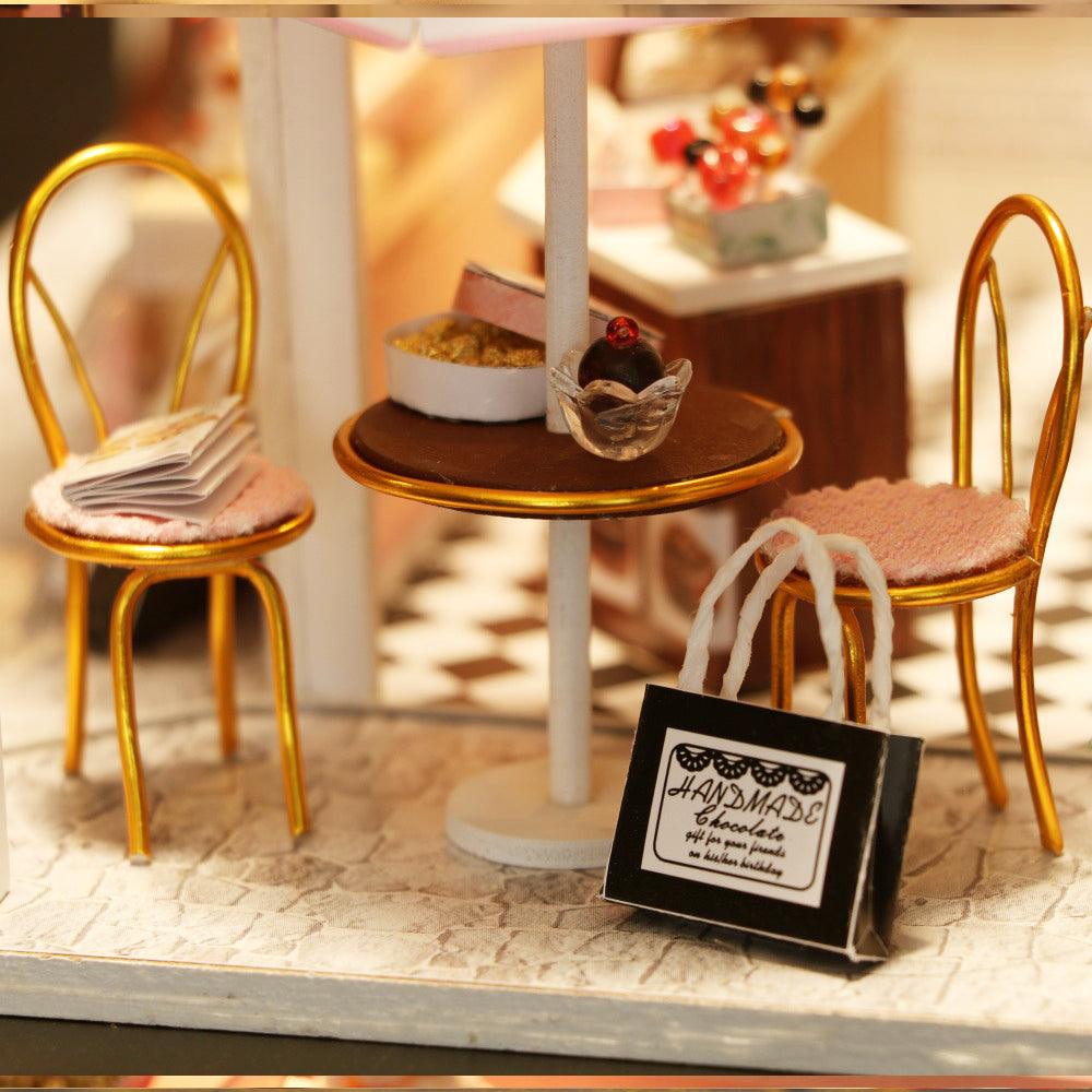 DIY Dollhouse Kit (Cocoa's Wonderful ldea)