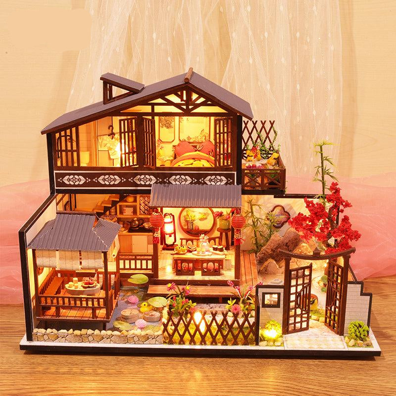 DIY Dollhouse Kit (Forest habitat)