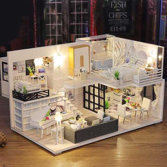 DIY Dollhouse Kit (Happy Time)