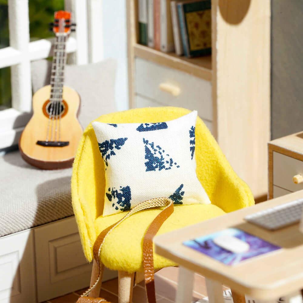 DIY Dollhouse Kit ( Sunshine Room)