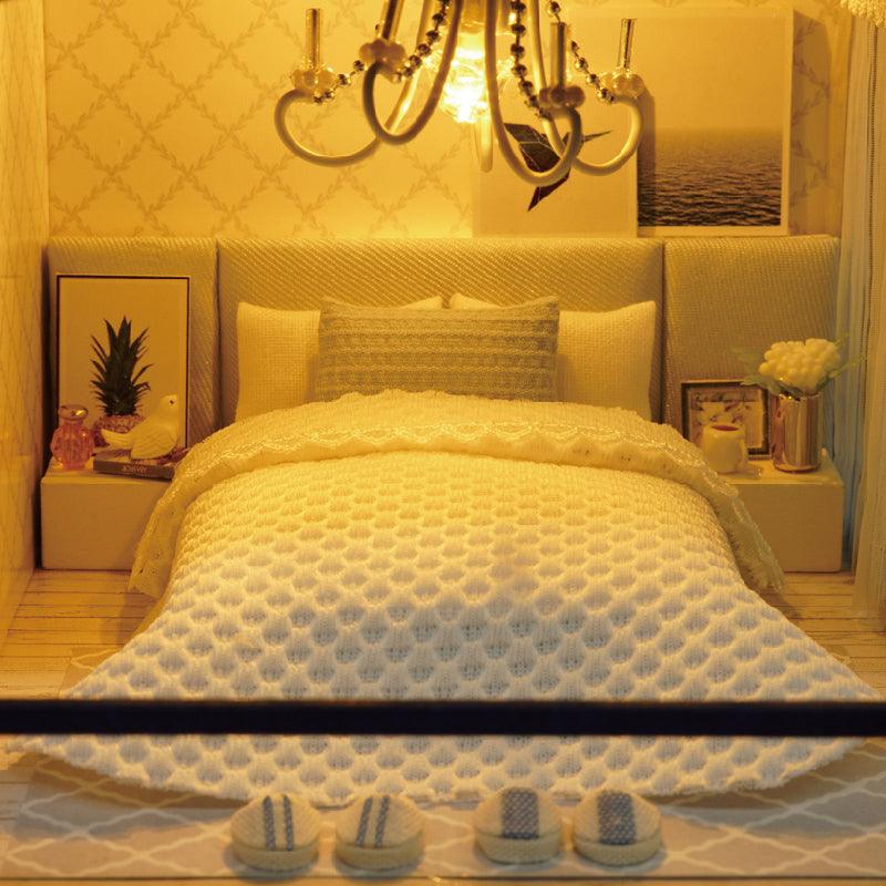 DIY Dollhouse Kit (Time Apartment)