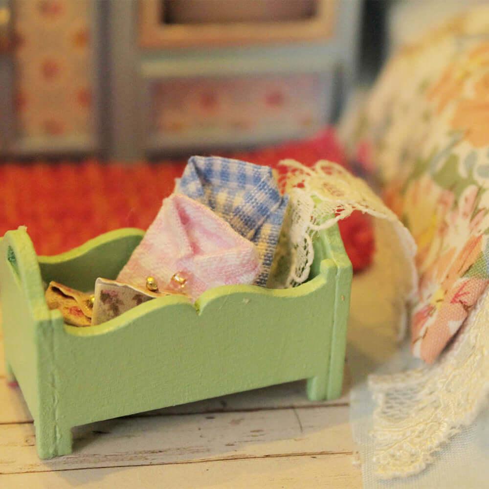 DIY Dollhouse Kit (Time Journey)