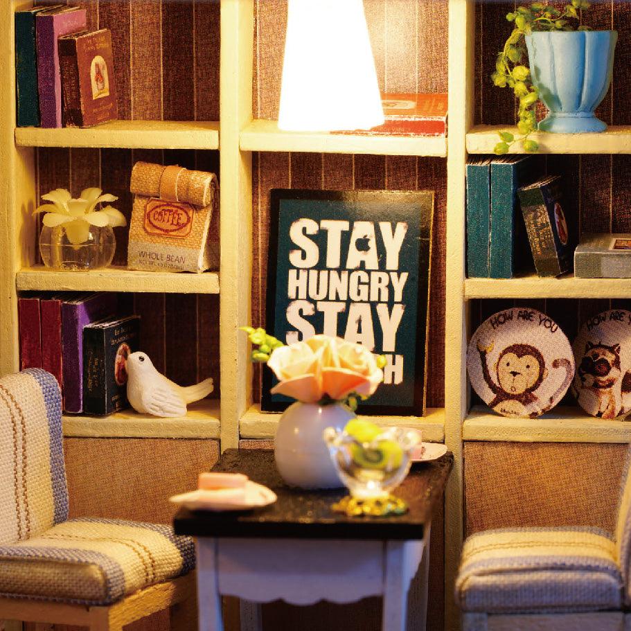 DIY Dollhouse Kit (Wait For Time)