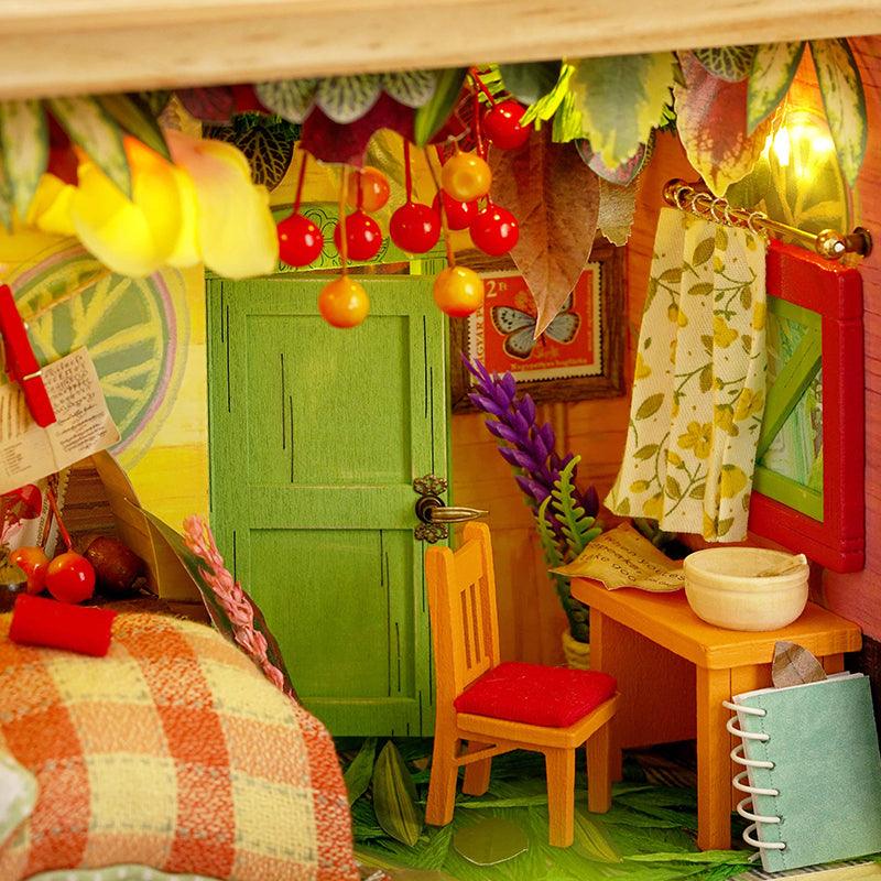 DIY Dollhouse Kit (Small Wooden Box)