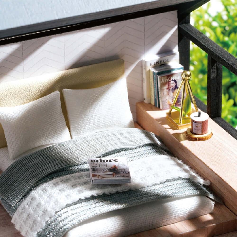 DIY Dollhouse Kit (Apartment)