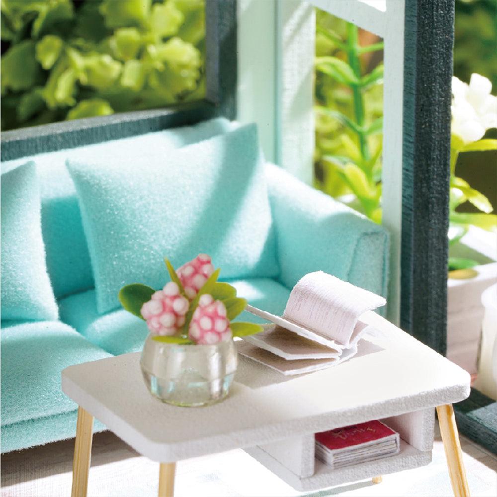 DIY Dollhouse Kit (Apartment)