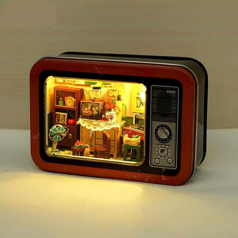 DIY Dollhouse Kit (Retro TV Miniature Room - TH18-20)