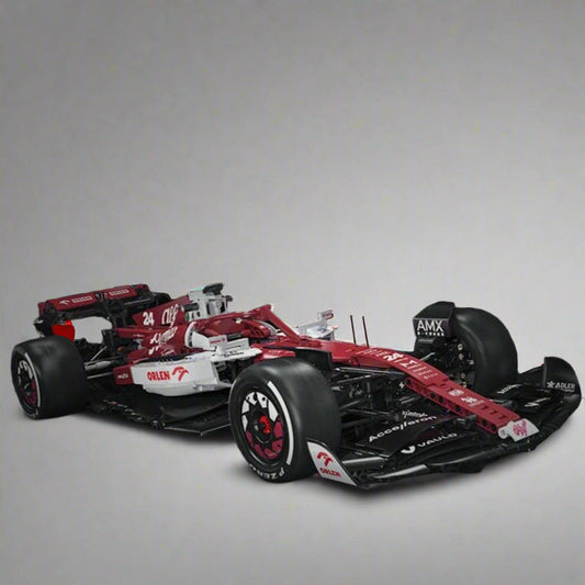 Alfa Romeo F1 Team ORLEN C42 Racing Builder