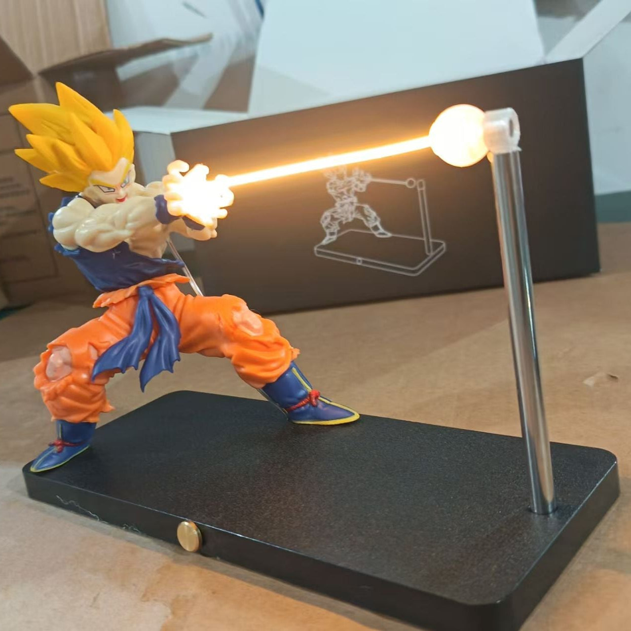New Model Dragon Ball Super Saiyan Magnetic Light Beam Figurine